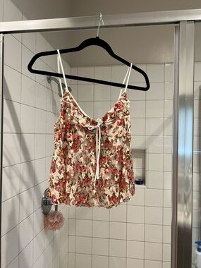 Floral Print Tie-Front Cami Top in Cream and Pink
